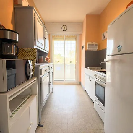 T2 Pied Dans L'eau- Vue Mer- Proche Commerces Apartment *