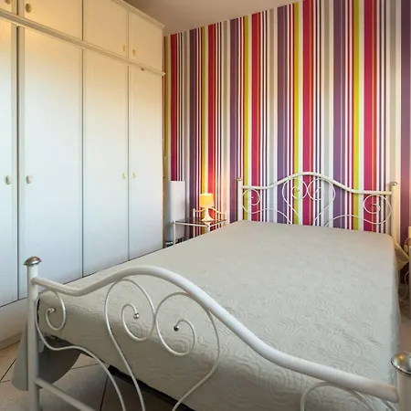 T2 Pied Dans L'eau- Vue Mer- Proche Commerces *